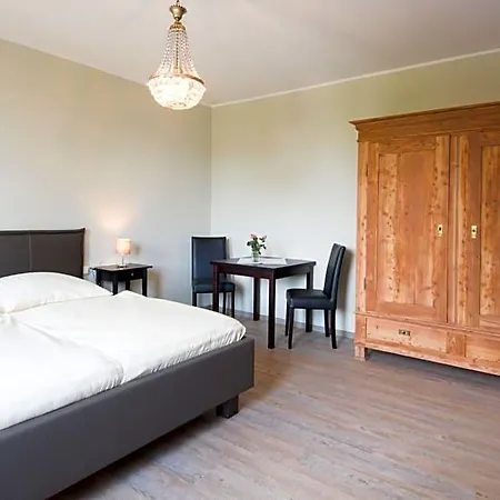 Bed and Breakfast Altes Forsthaus Manderscheid
