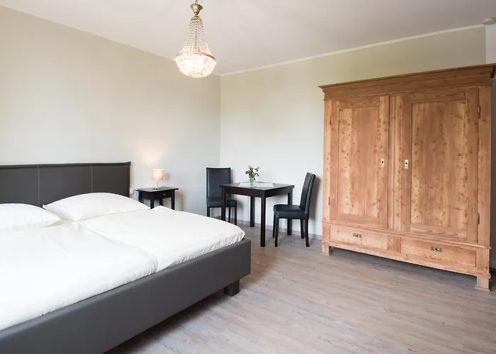 Altes Forsthaus ベッド・アンド・ブレックファスト