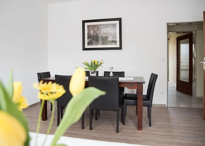 ベッド・アンド・ブレックファスト Altes Forsthaus マンダーシャイト